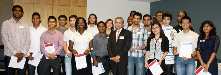 eng-scholarship-recipients-aut13 大学