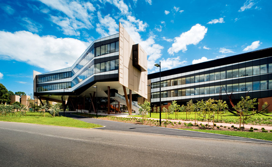 西悉尼大学建筑设施