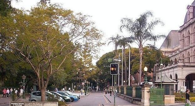 昆士兰科技大学研究生费用