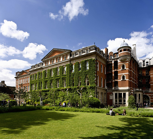 英国伦敦国王学院录取条件