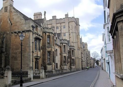 伦敦大学玛丽女王学院地理位置